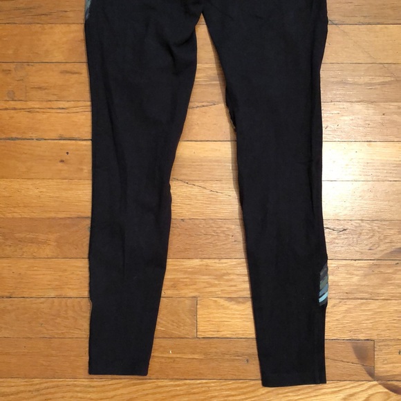 Beyond Yoga Get Your Filament High-Rise Leggings, size Small - Picture 13 of 15